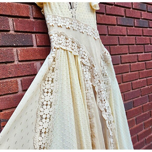 Free People Bali Keely Embroidered Dots Lace Chiffon BoHo Maxi Dress Sz XS - NWT - Picture 6 of 11